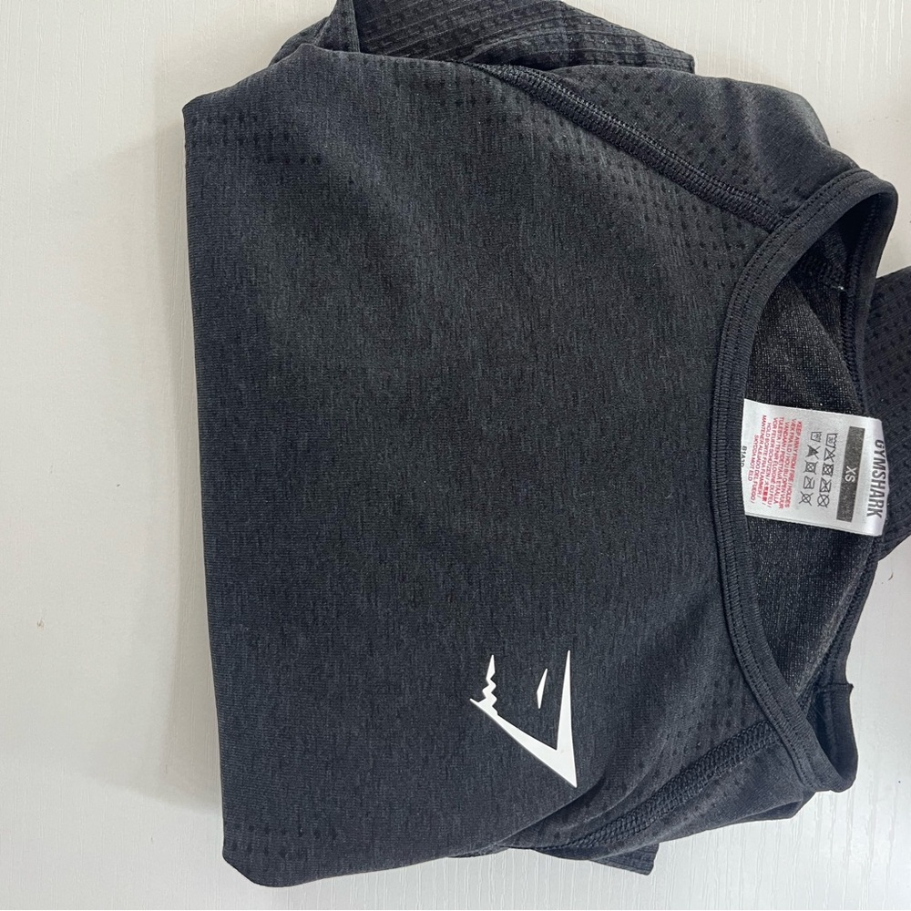 Gymshark Black Vital Seamless Cropped long sleeve